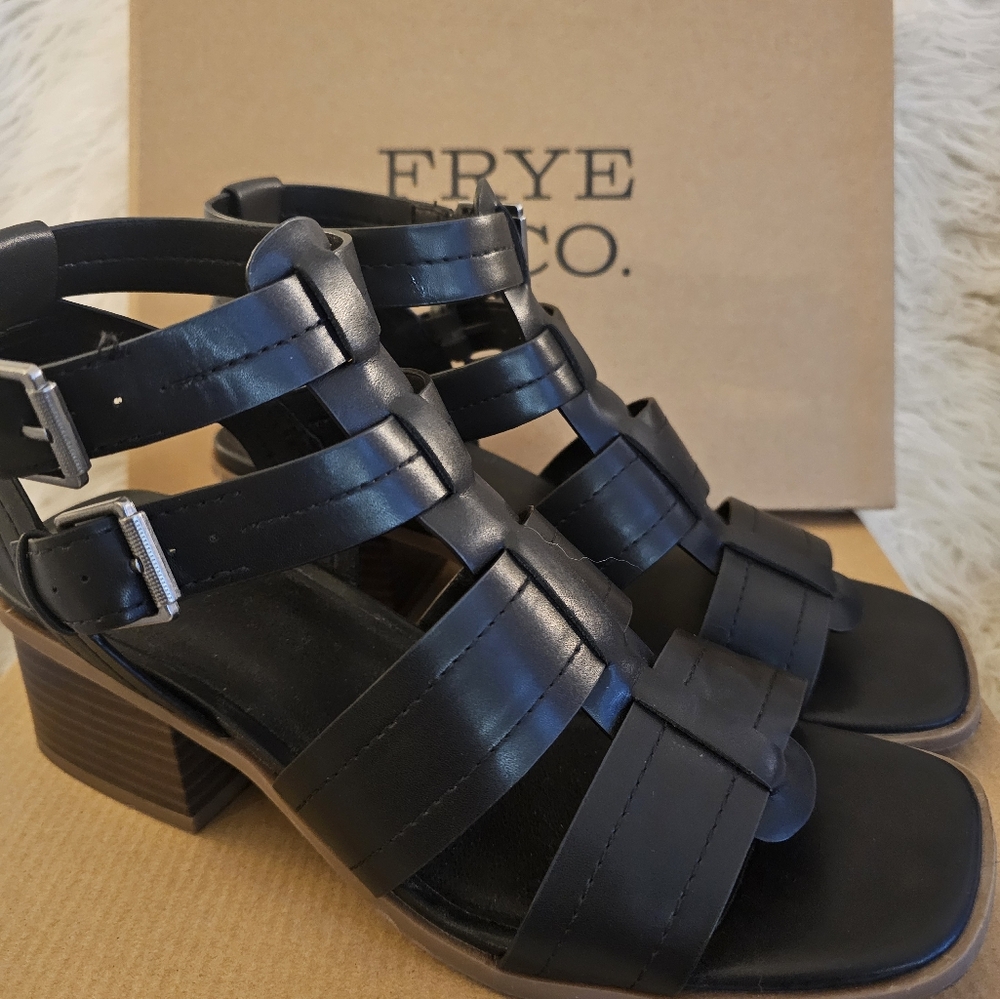 Frye and Co. Women’s Black Gladiator Ohana Strap Heeled Open Toe Sandals Size 9.